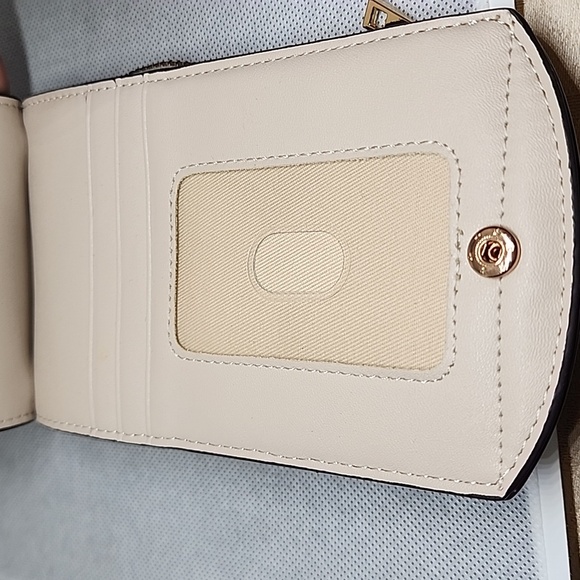 CROSSBODY GLITTER BAG GOLD SPARKLY ✨️ Never Used - Picture 6 of 9